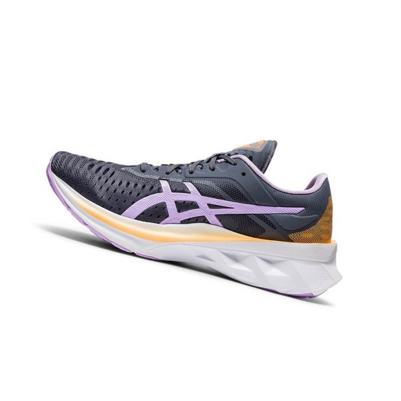 Chaussure Running Asics NOVABLAST Femme Grise | KFVY91540