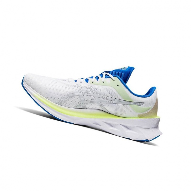 Chaussure Running Asics NOVABLAST Homme Blanche | SYMN71352